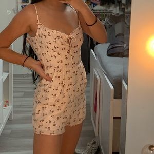 [SOLD] Princess Polly Romper